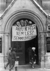 anyunefelj_szeged1988